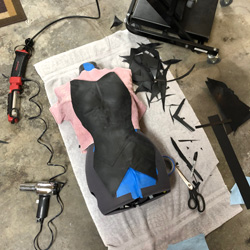 Mercy Overwatch breastplate worbla tutorial