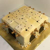 A cake that looks like a piece of machinery. Click here for a larger picture.