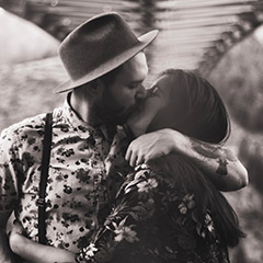anniversary kissing under bridge
