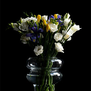 Flower bouquet with several types of flowers