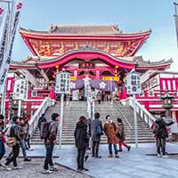 A Japanese temple during the winter