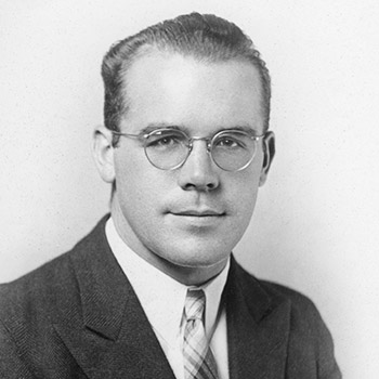 Old retouched photo of a man with glasses