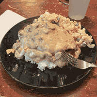 loco moco served with macaroni salad